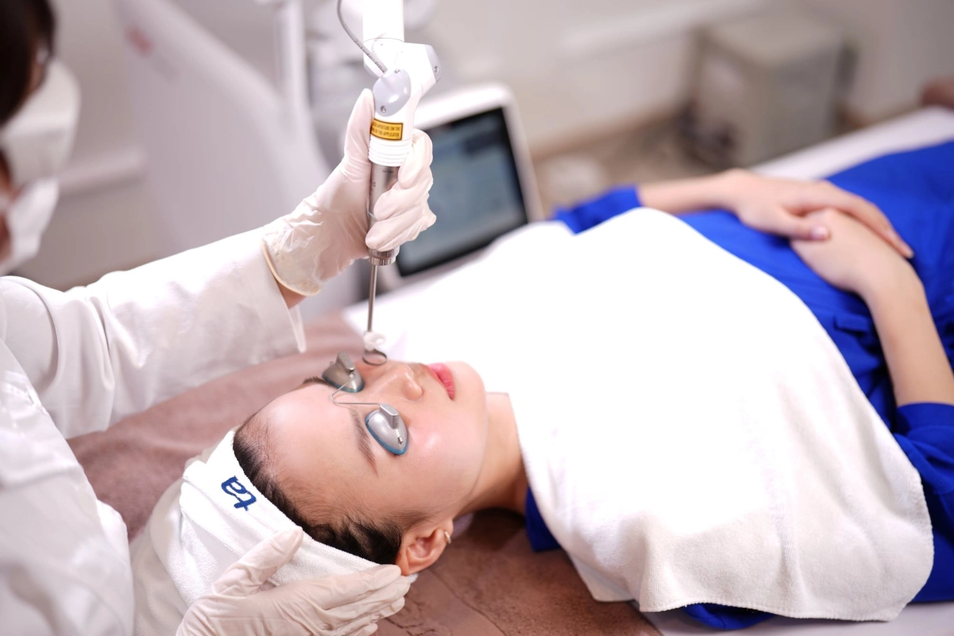 Trẻ hóa da đa tầng là gì?